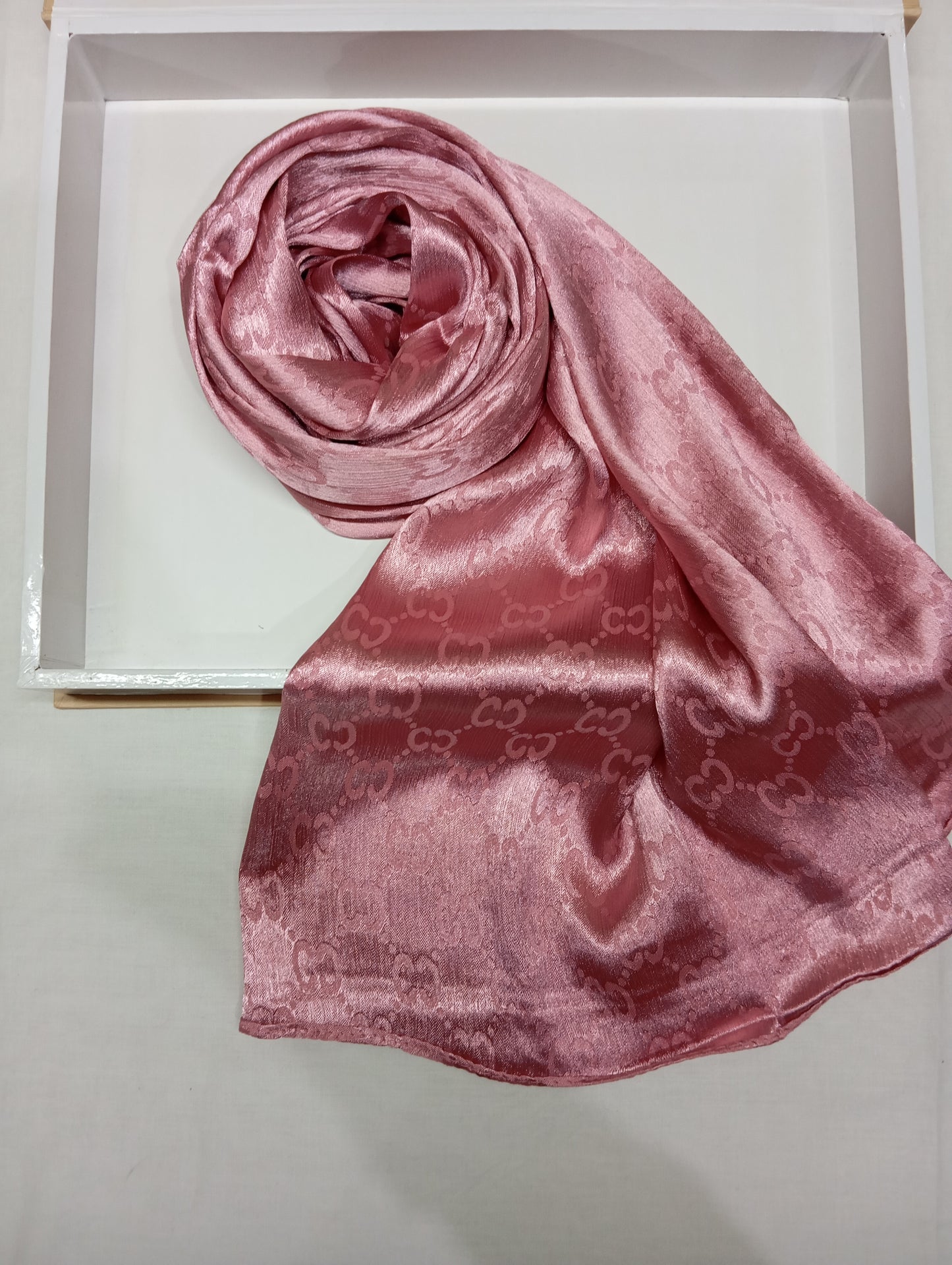 BLUSH CHARM -Heritage luxe