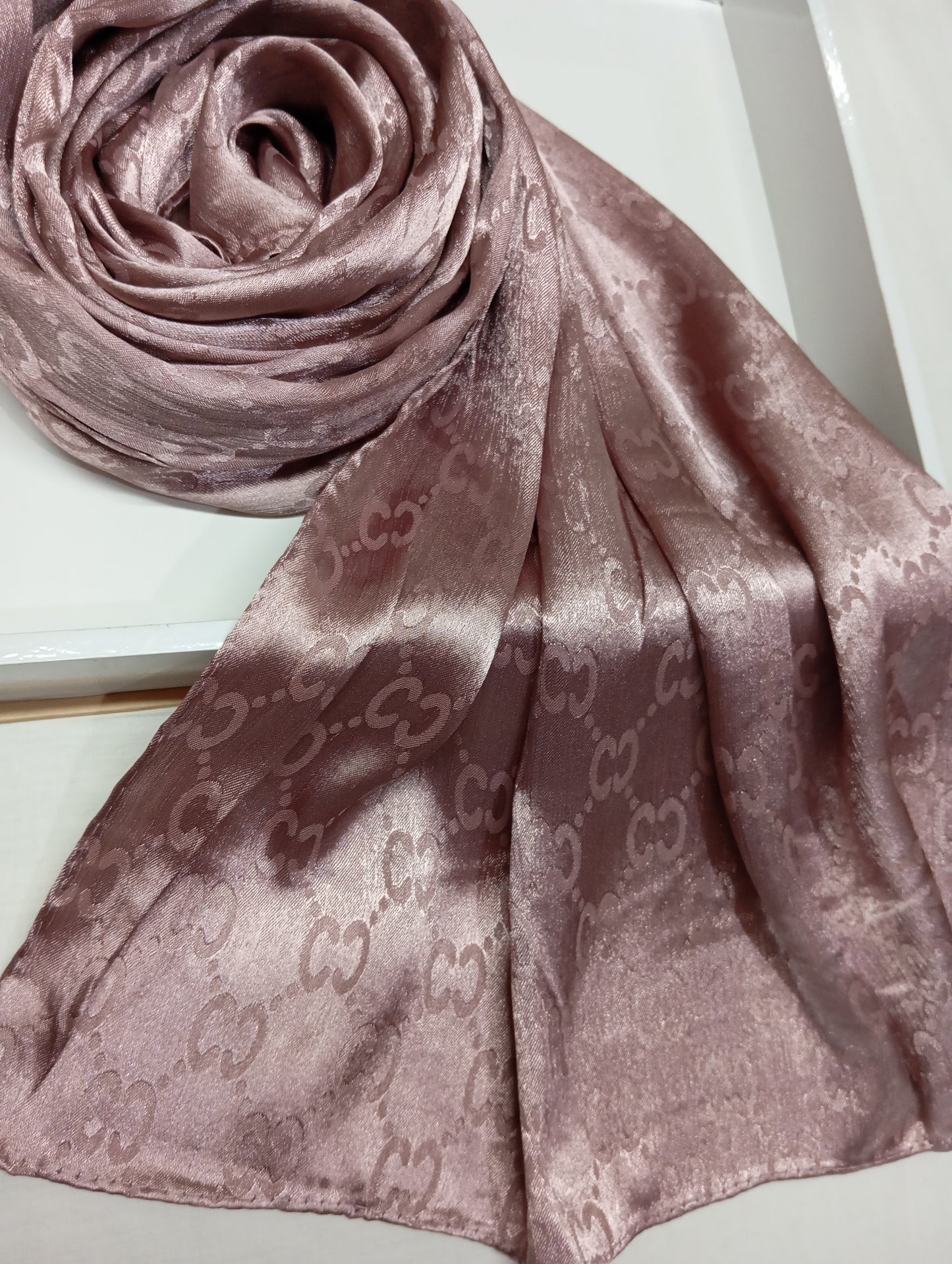 DUSTY LILAC -Heritage luxe