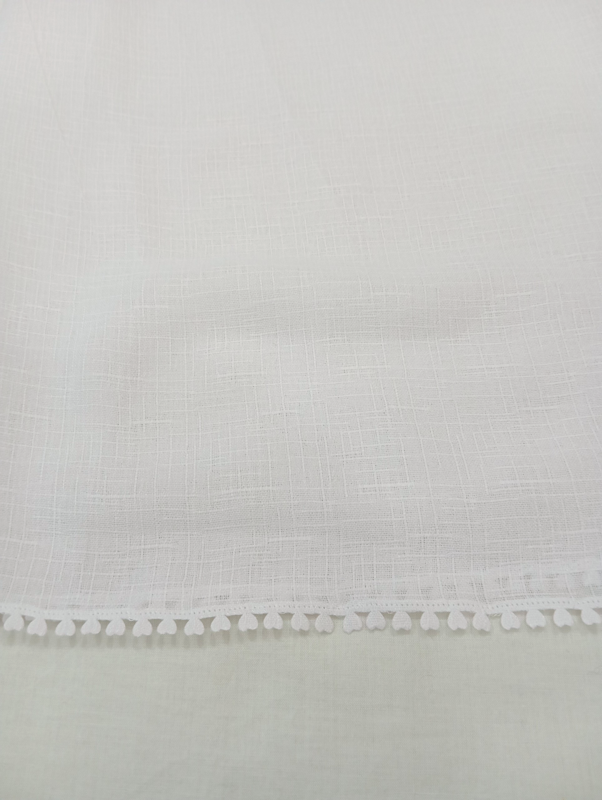 Meadow White -Viscose Lawn