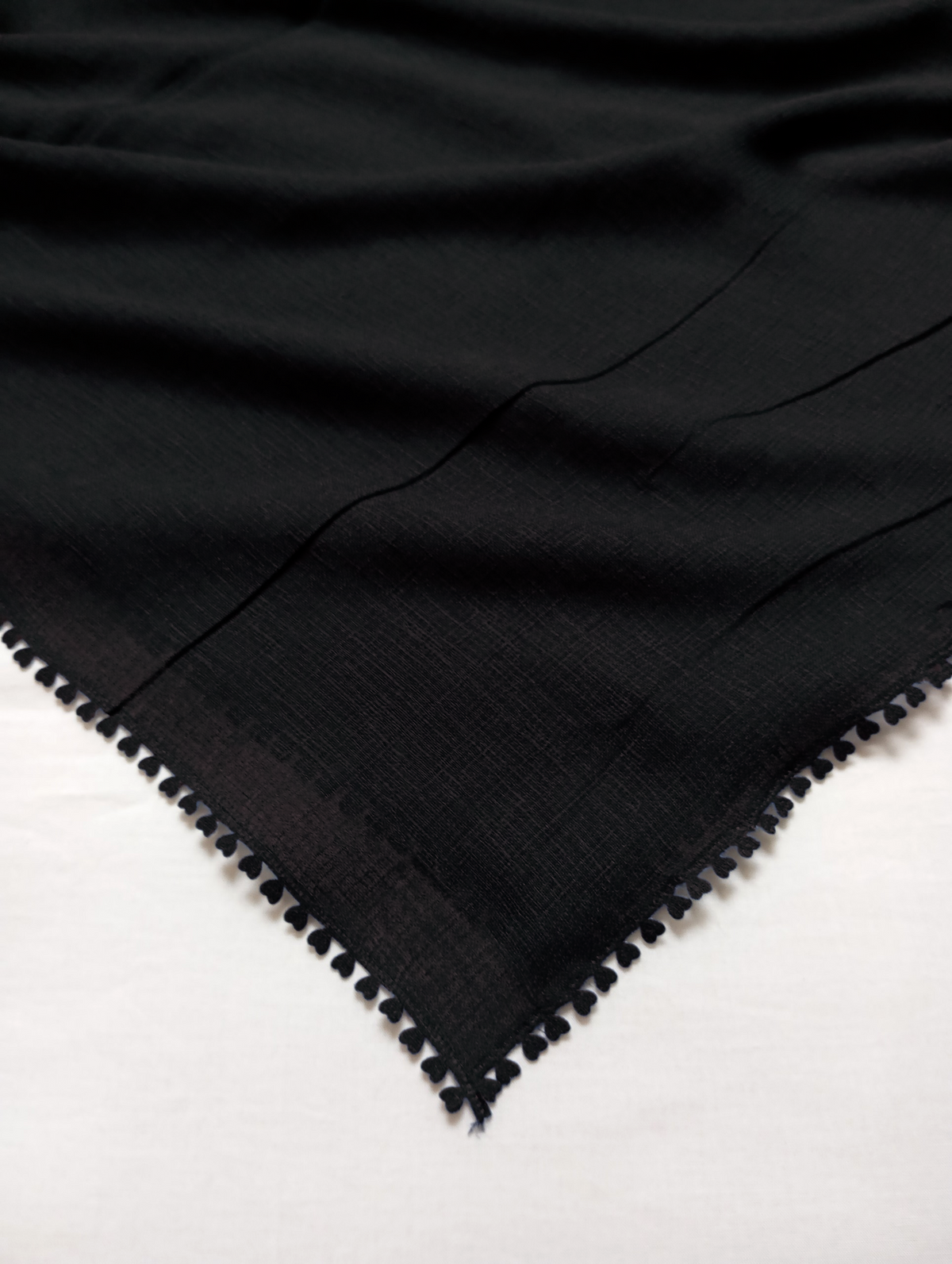 Meadow Black -Viscose Lawn