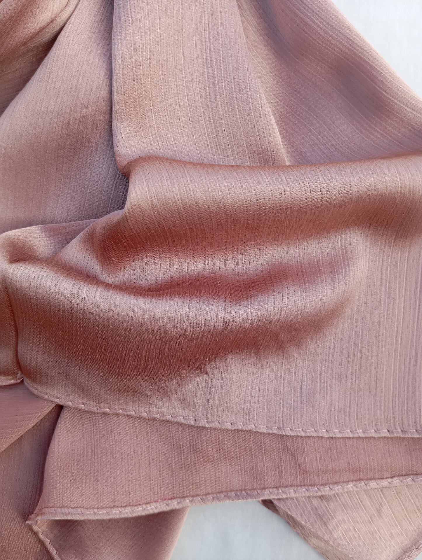 CARAMEL DUSK - Brown matte crinkle silk