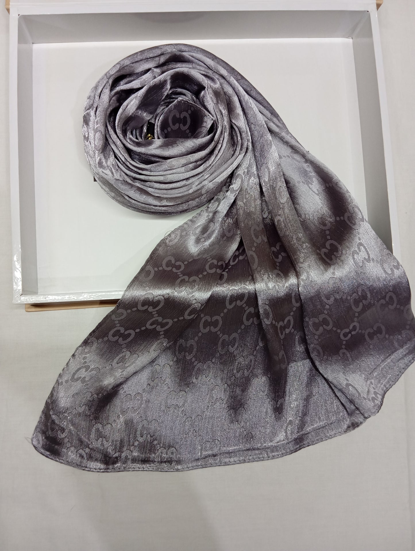 SMOKY PEARL -Heritage luxe