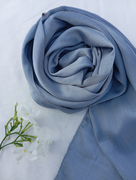 ASH MIST - Gray matte crinkle silk