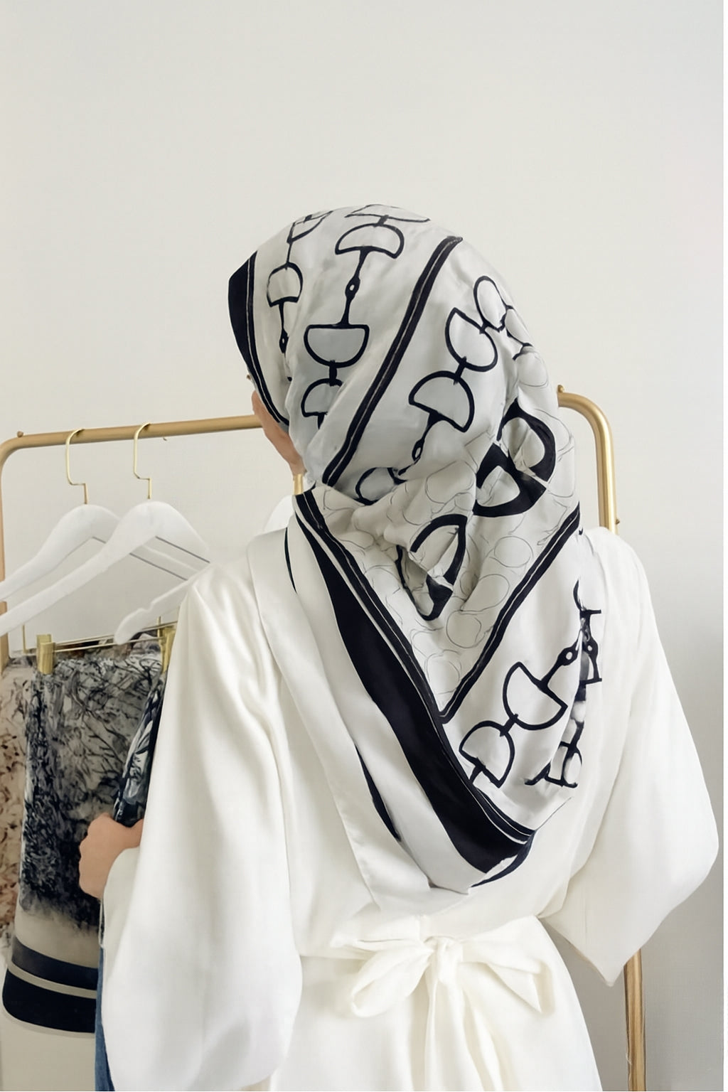 OPAL EQUINOX -printed satin silk